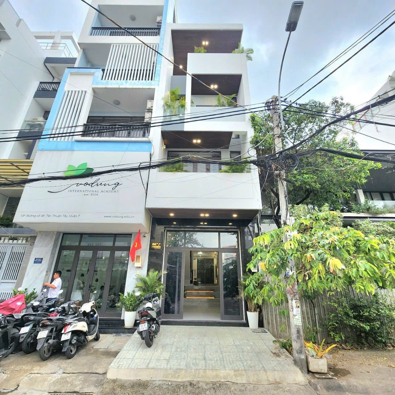 Bán Nhà Phố Đường 4F Cư Xá Ngân Hàng Quận 7